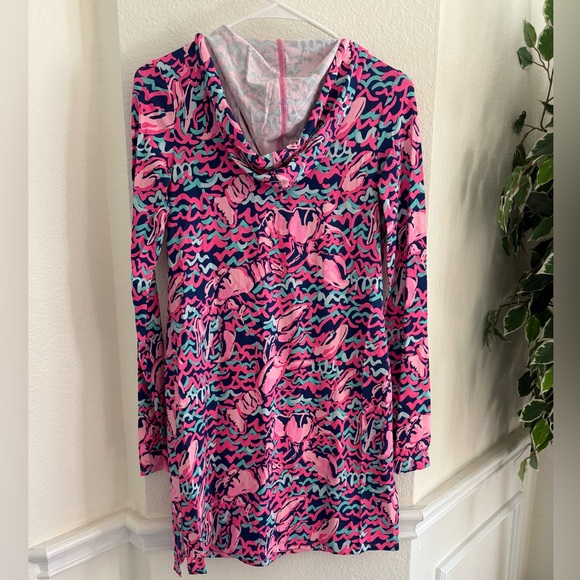 Lilly Pulitzer Vibrant Pink and Blue Cover-Up
Dress - Picture 4 of 7